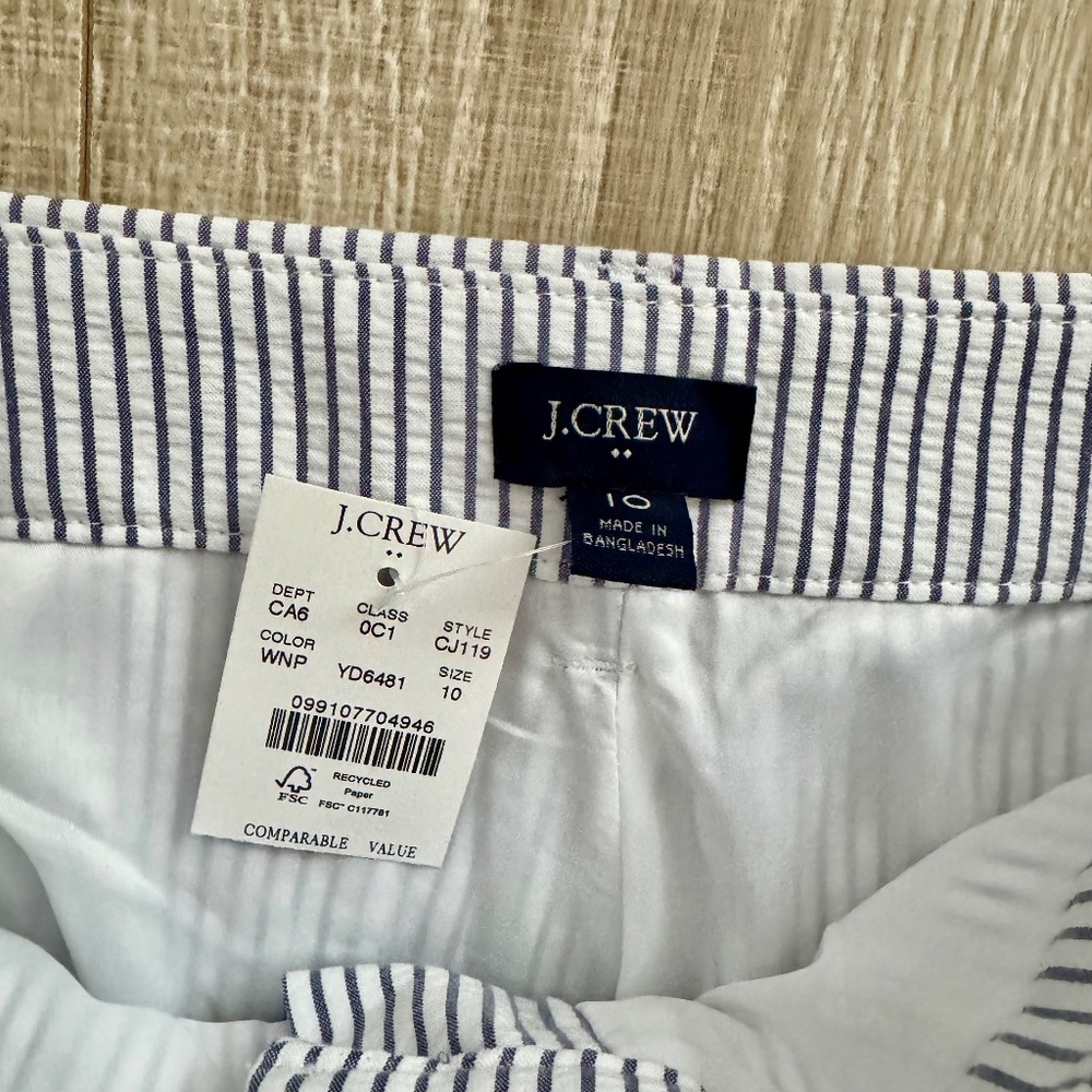 New with tags! J.Crew Factory Seersucker Shorts - Picture 2 of 4